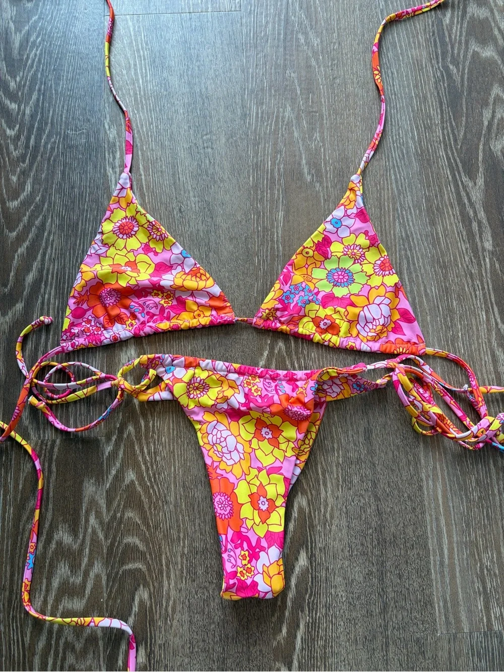 Amazon bikini - Picture 1 of 1